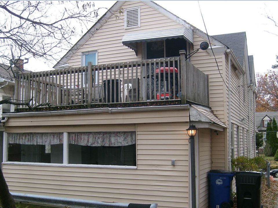 2nd image of 3240 W 119th St
