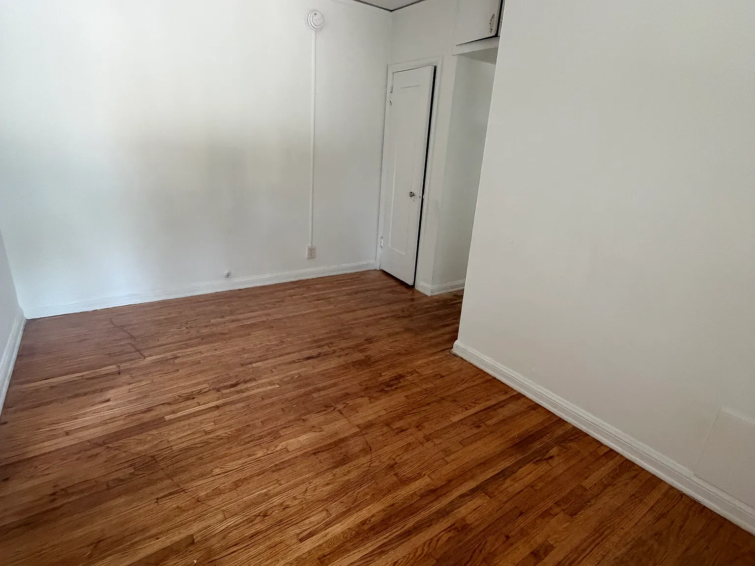1 bed, 850 sqft, $2,650 — Photo 2