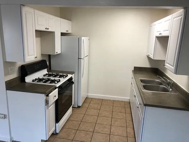 Building Photo - 6650 Picasso Rd #2