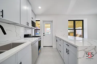 17 Tampa Court, #1