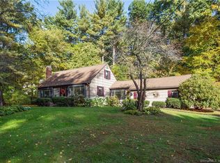 34 Bolleswood Ln, Avon, CT 06001