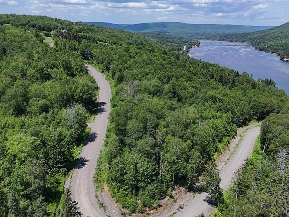 3rd image of Rooster Hill Rd