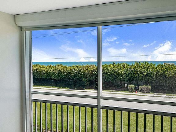 4th image of 911 Ocean Drive #204