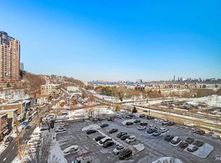 911 Hudson Park #911, Edgewater, NJ 07020