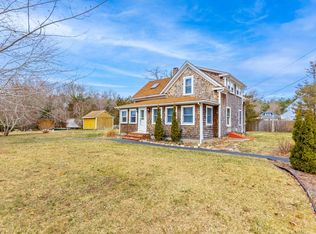 137 Fearing Hill Rd, Wareham, MA 02571