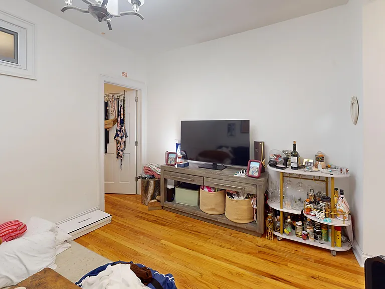 163 W 17th St #6F — Photo 3