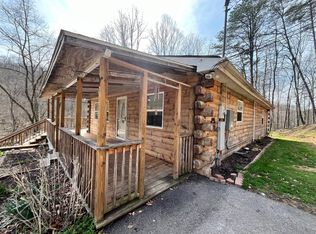 5457 Mill Creek Rd, Elkview, WV 25071