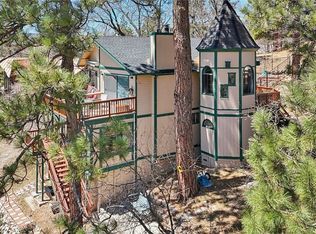 1179 Ridge Rd, Fawnskin, CA 92333