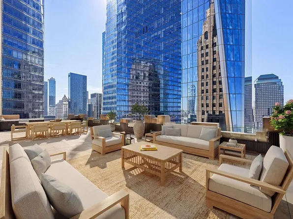 100 Barclay St #21AD, New York, NY 10007