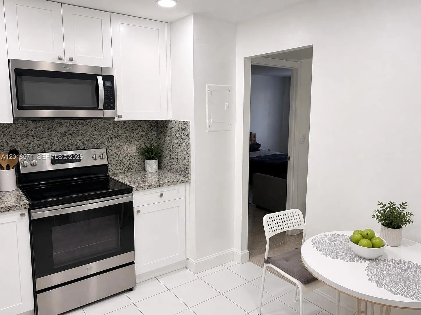 Plaza Towers North Condo — Photo 4