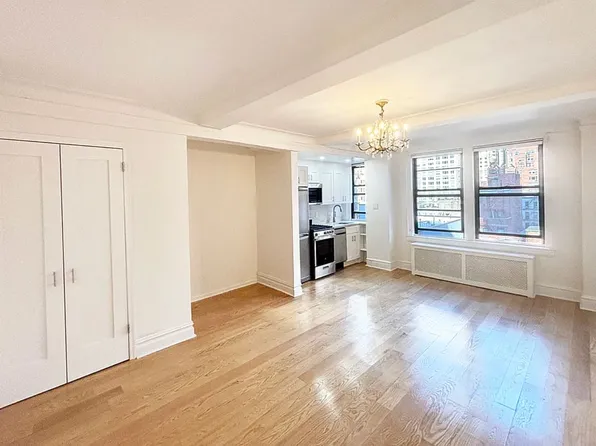 333 E 53rd St APT 9N, New York, NY 10022