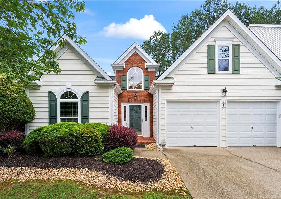 1st image of 213 Colony Center Dr