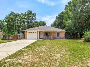 6141 Hamilton Bridge Rd, Milton, FL 32570