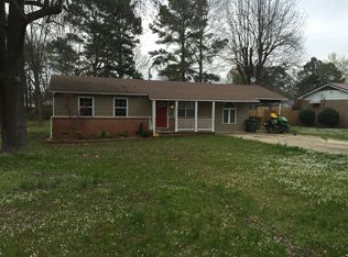 157 E Willis Ave, Monticello, AR 71655
