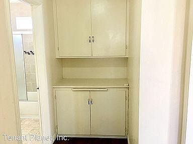 5th image of 230 Cypress St #2