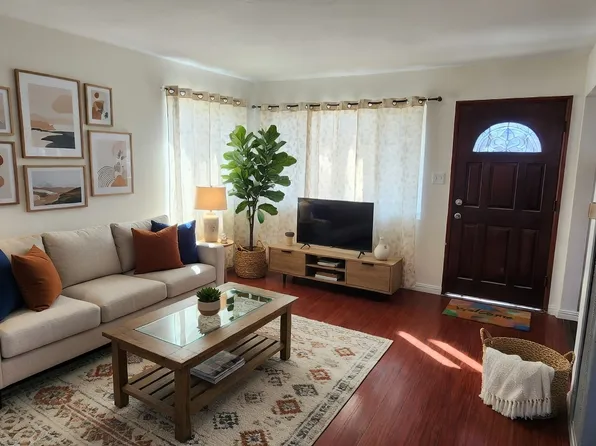 Eucalyptus Apartment - 16112 3/4