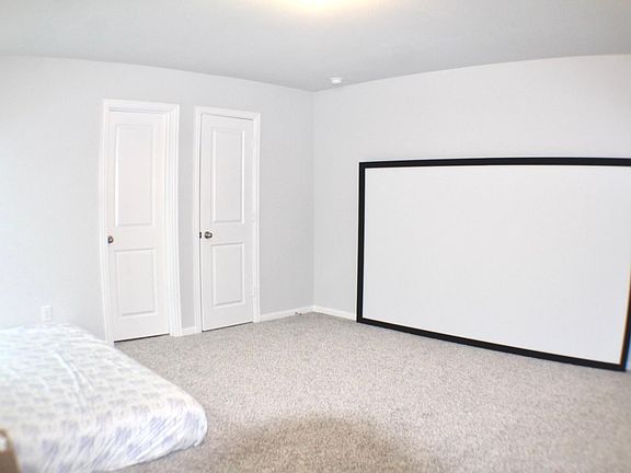 4th image of 113 Greenthread Dr