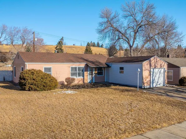 122 E Saint Charles St, Rapid City, SD 57701