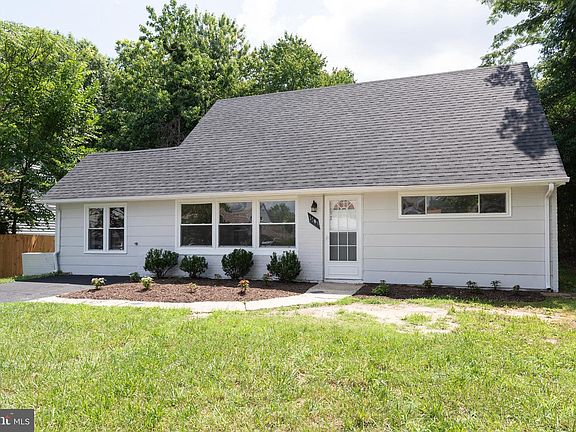 5th image of 1305 Barnard Dr