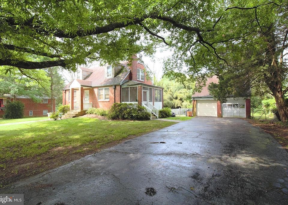 2nd image of 3701 Portal Ave
