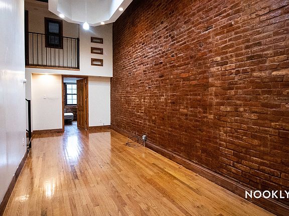 5th image of 399 Linden St APT 3L