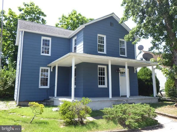 436 Railroad Ave, Gibbstown, NJ 08027