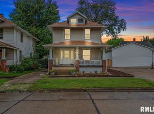 1305 S Walnut St, Springfield, IL 62704