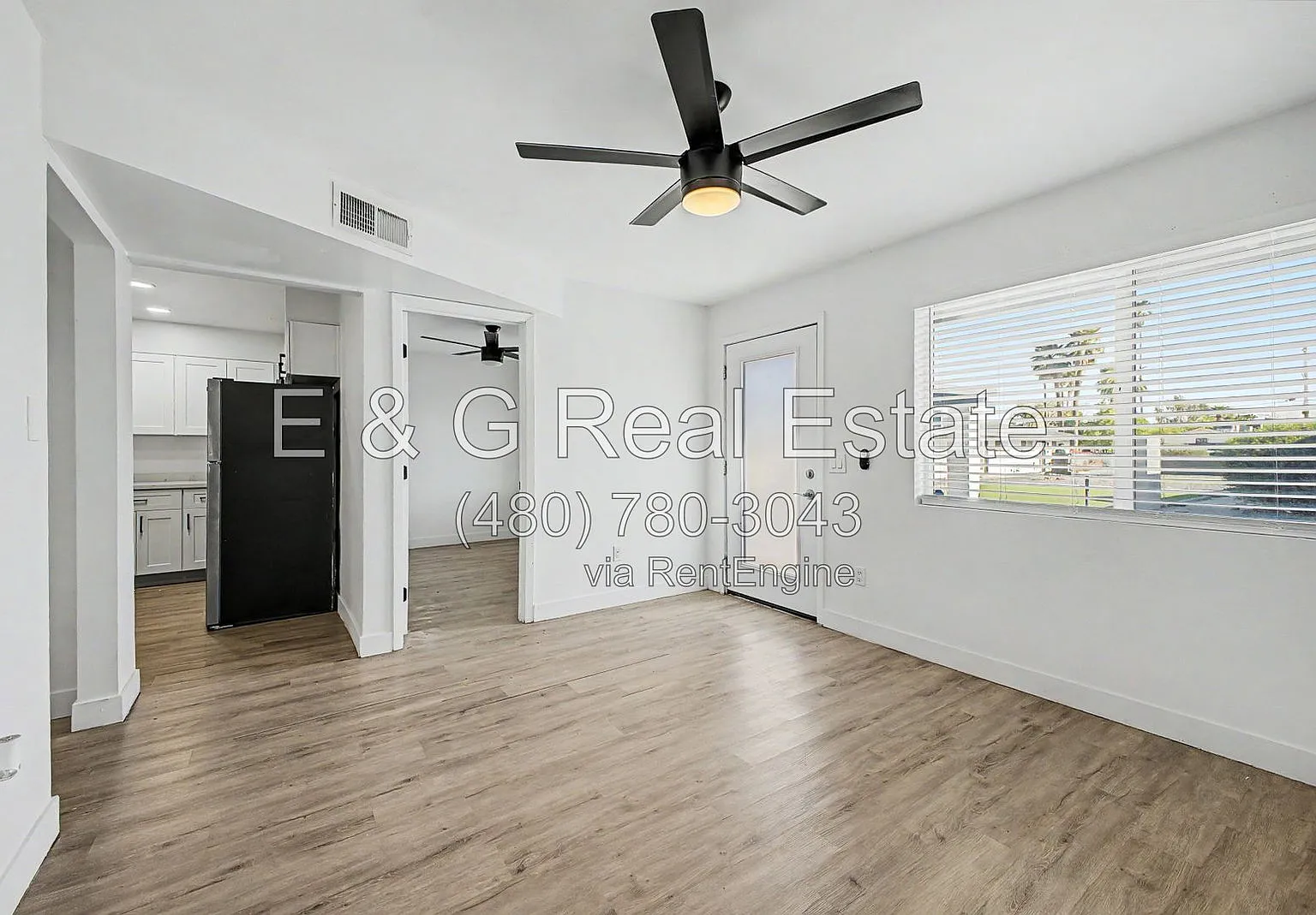 3 bed, 1.0 bath, 1050 sqft, $1,695 — Photo 3