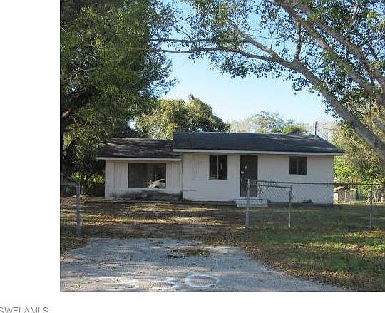 1st image of 330 Flamingo Cir