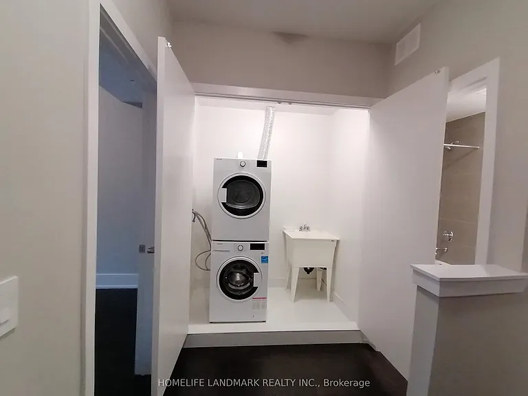 165 Pears Ave #Townhouse 7 — Photo 20