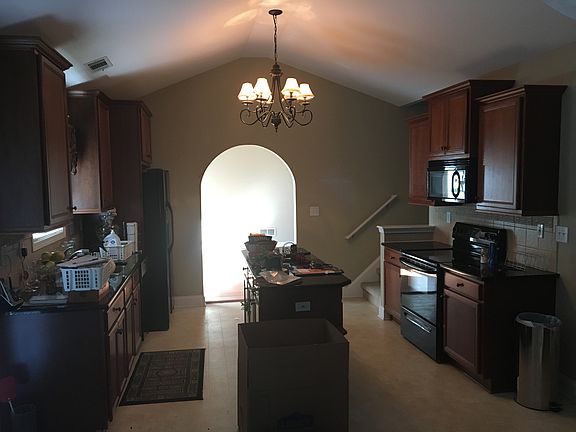 5th image of 2581 Weatherstone Cir SE
