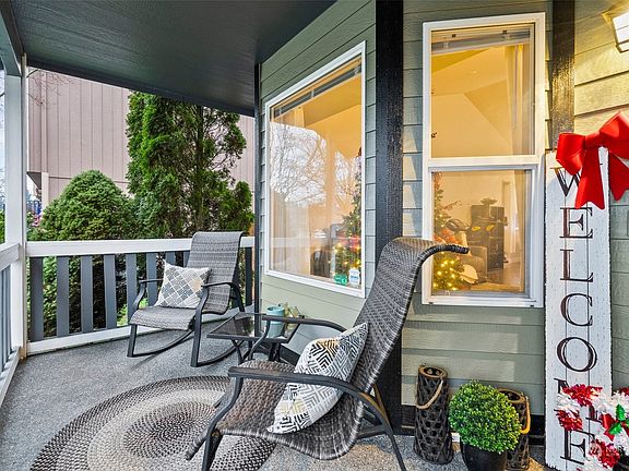 4th image of 19425 79th Avenue Ct E