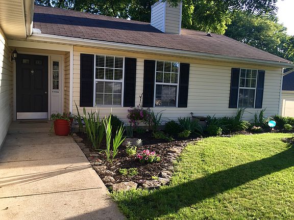2nd image of 380 Woodsdale Dr