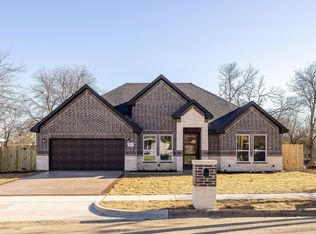 8121 Raymond Ave, White Settlement, TX 76108