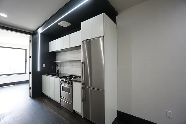 Rented by Rennit Inc. | media 32