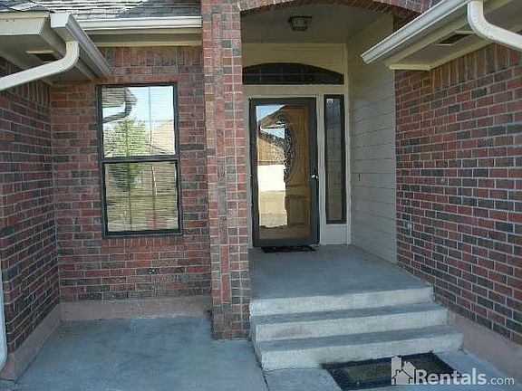 2nd image of 3104 SW 126th St