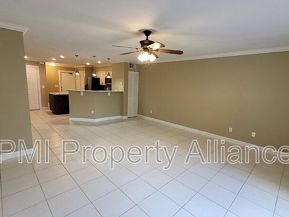 3rd image of 4939 Walden Cir #59