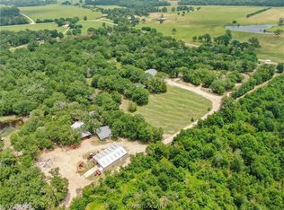32623 Courtney Rd, Navasota, TX 77868