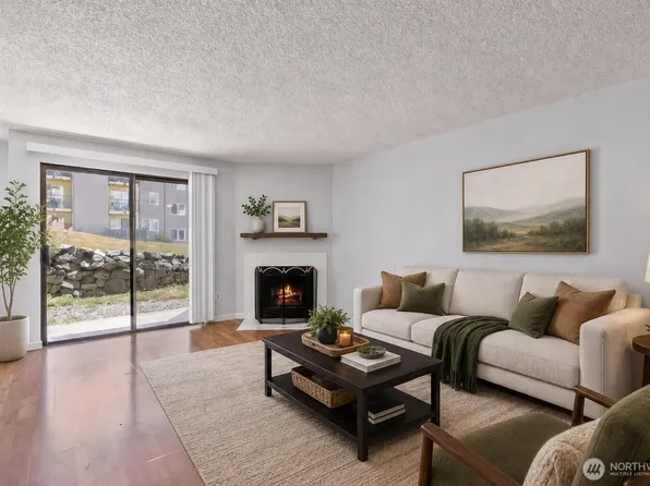 2020 Grant Avenue S #C103, Renton, WA 98055