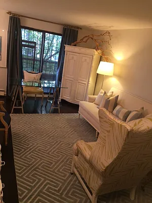 Rented by PMG Real Estate  | media 8