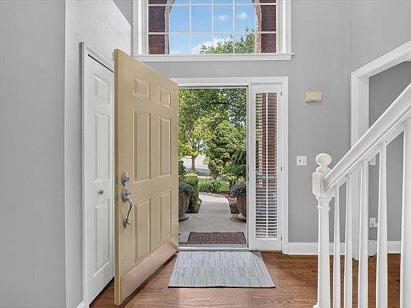 5th image of 3238 Honeysuckle Dr