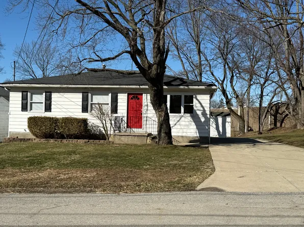 237 Horn St, Barberton, OH 44203