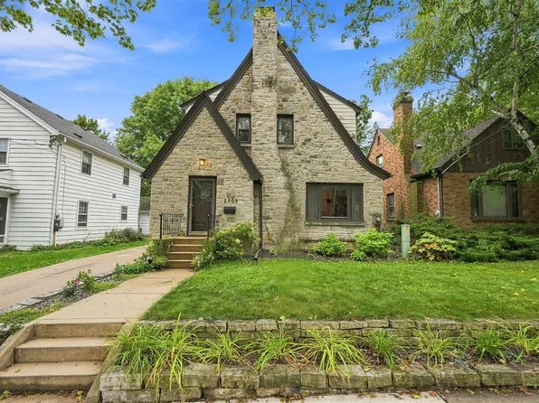 2705 Stevens St, Madison, WI 53705