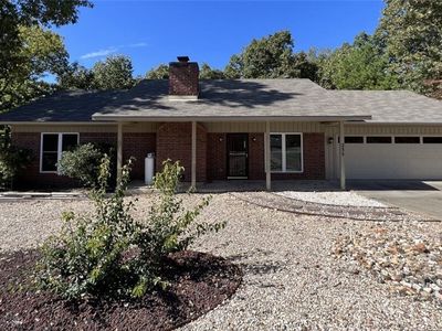 235 Stoneykirk Dr, Bella Vista, AR, 72715