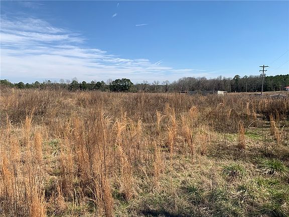 2nd image of 5027 State Highway 147 N