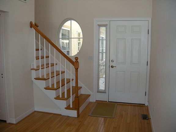 2nd image of 2473 Thistle Road
