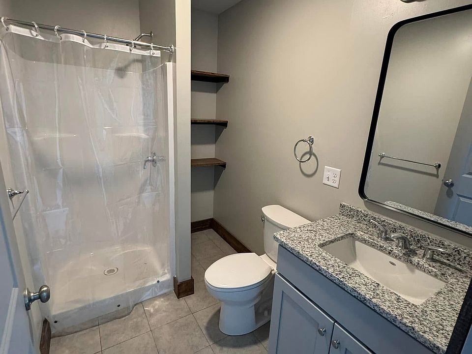 2nd image of 1856 Acushnet Ave #2