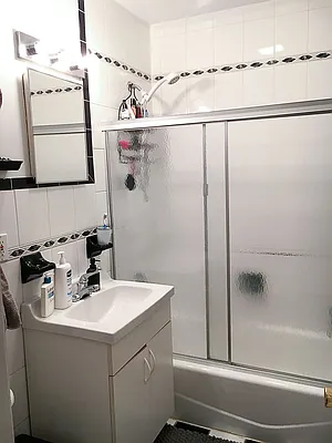 Rented by Francine Realty | media 3