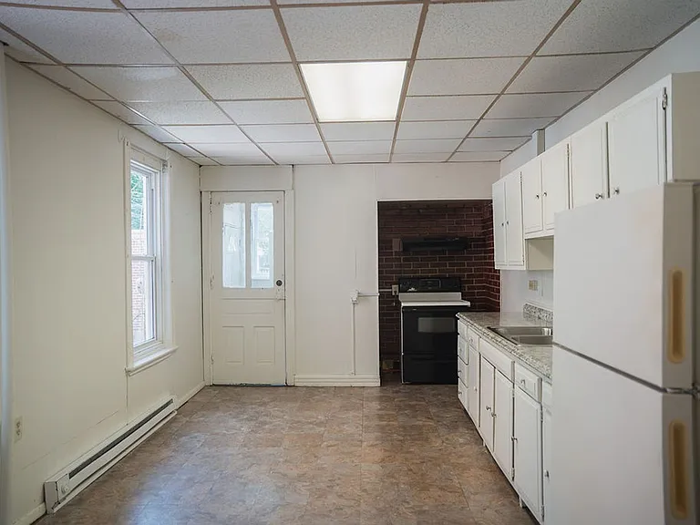 621 Park Street — Photo 5
