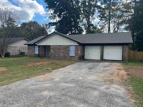 4th image of 2702 Cedarcrest Dr